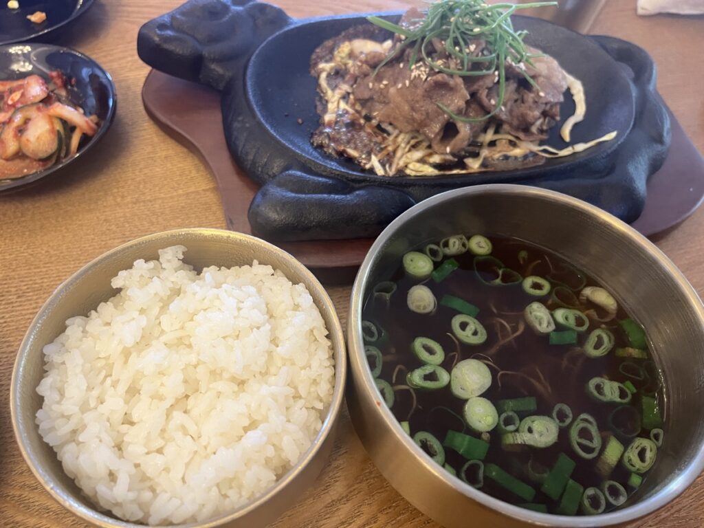 사누르-한식당-향토골