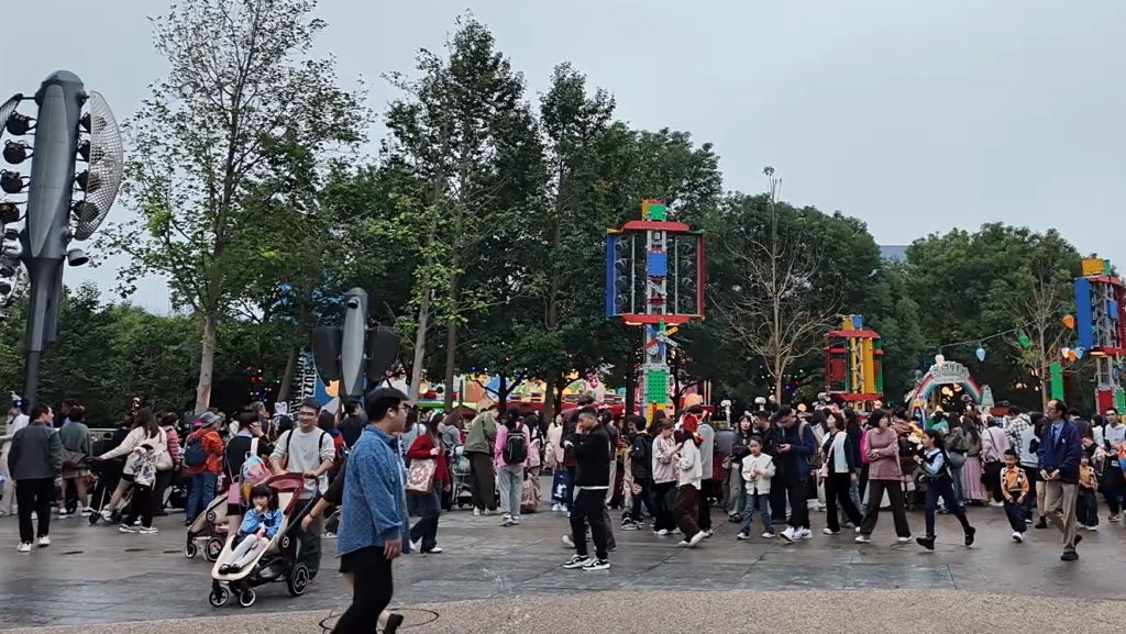 상하이-디즈니랜드-퍼레이드-시간